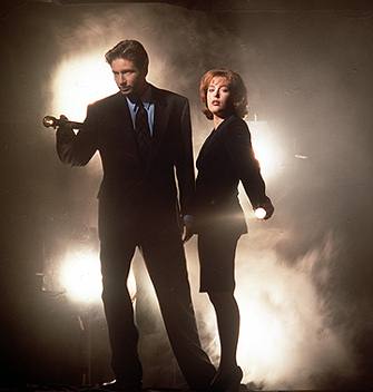  David Duchovny and Gillian Anderson 